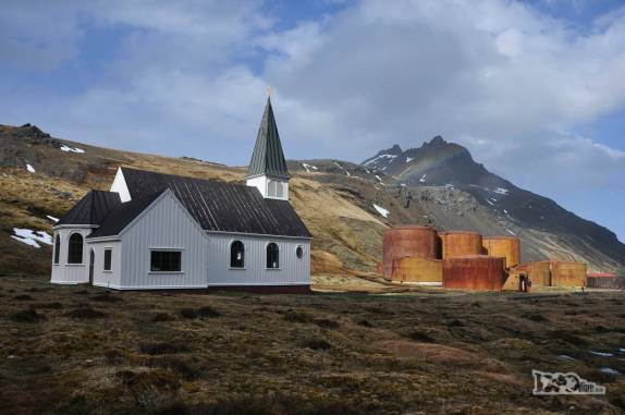 A bela igreja construída por baleeiros noruegueses em Grytviken, na Geórgia do Sul